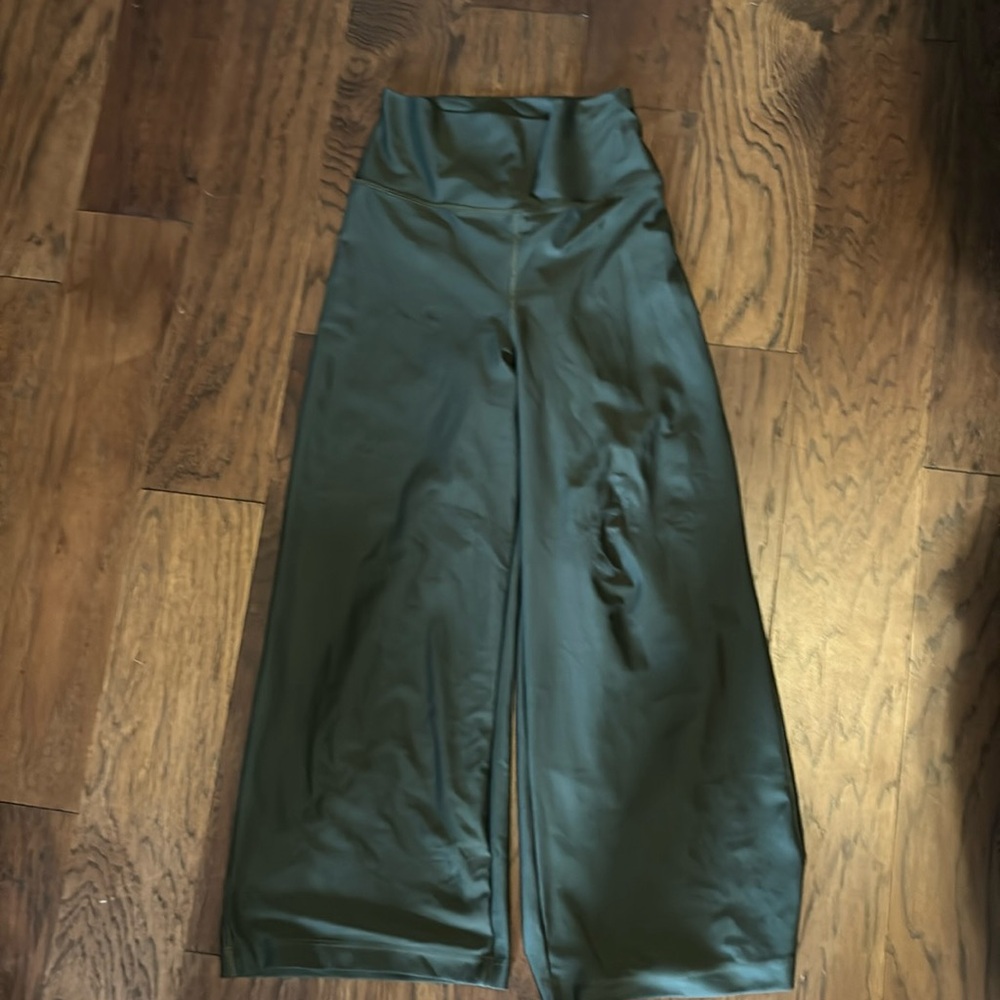 Five dance wear small Adult Capri pants